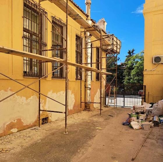 Ξεκίνησαν οι εργασίες συντήρησης στο ιστορικό κτίριο του 3ου Δημοτικού Σχολείου Αλεξανδρούπολης